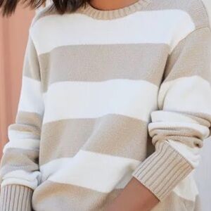 Brandy Melville Crewneck Sweater